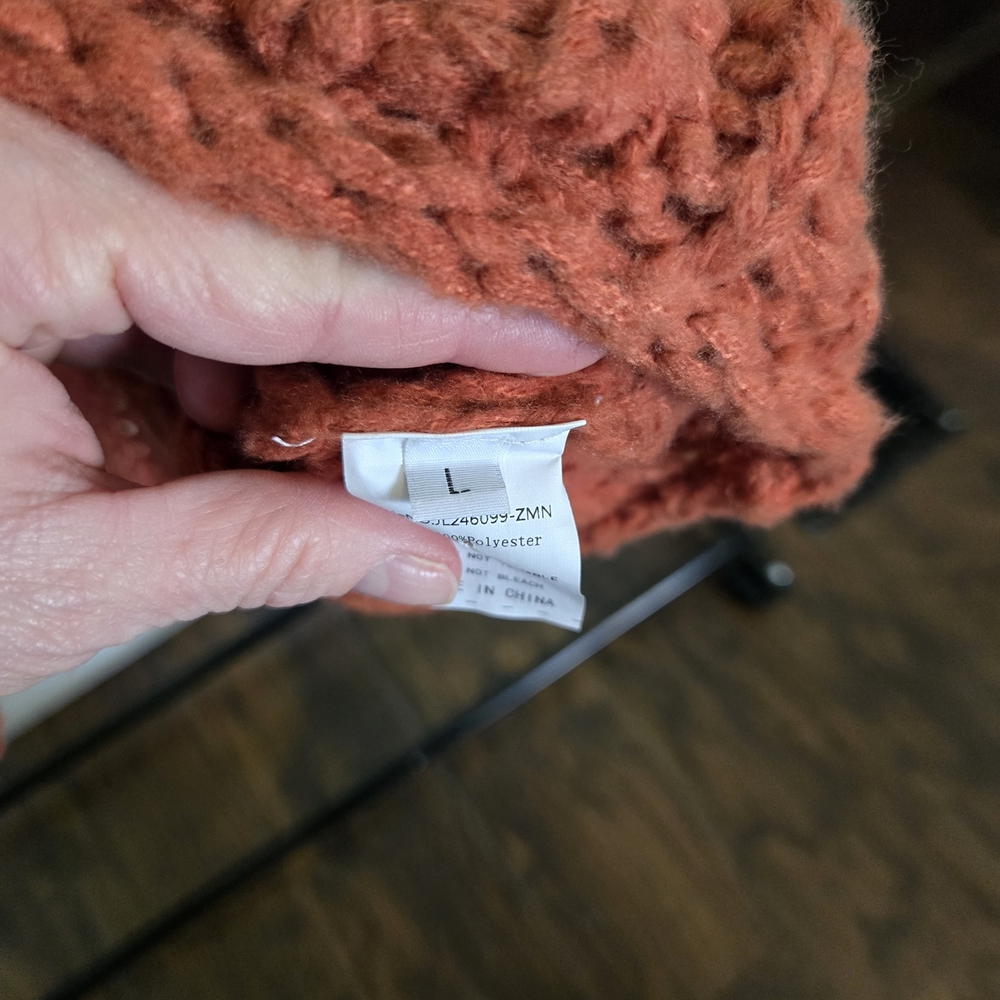 Chic Coral Knit Button-Up Cardigan - Picture 4 of 4